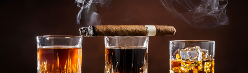 Zigarren und Genusskultur: So kombinieren Sie Zigarren mit Whisky, Rum und Kaffee